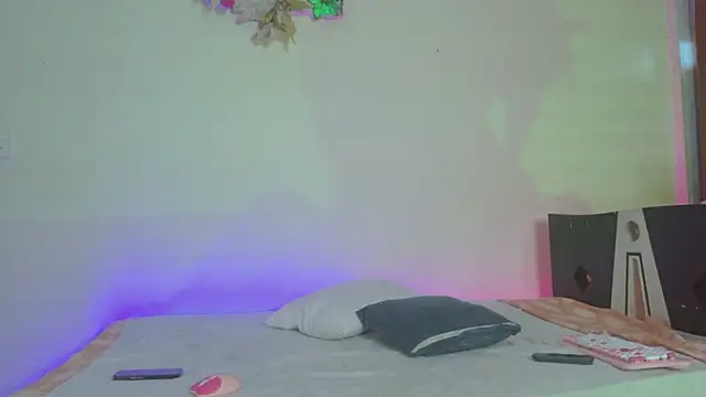 Little maeve online show from 12.21.25