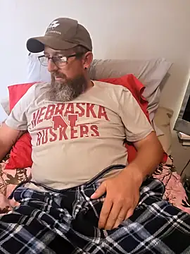 Snapshot of Huskers2020 chatting on 10.10.25 Huskers2020 online show from 10.10.25