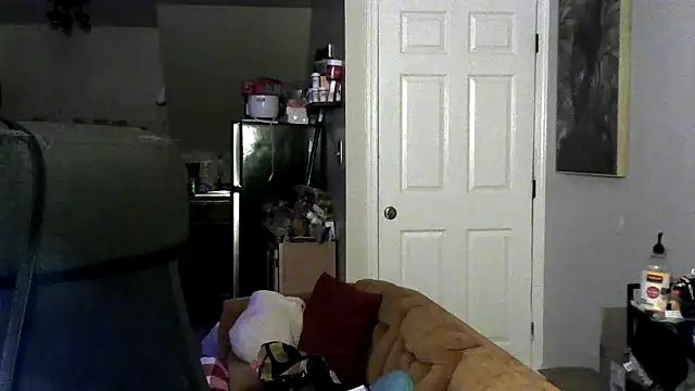 Snapshot of BigKittyRaven chatting on 12.05.24 BigKittyRaven online show from 12.05.24