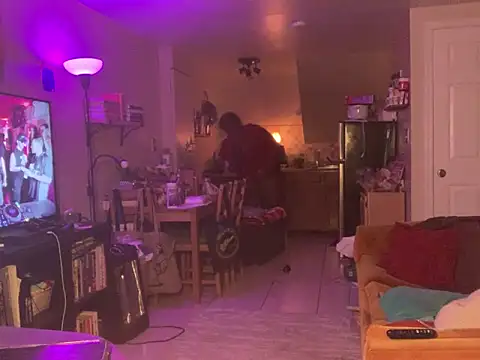 Snapshot of BigKittyRaven chatting on 12.11.24 BigKittyRaven online show from 12.11.24