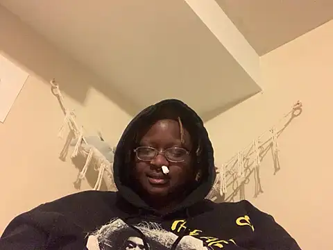 Snapshot of BigKittyRaven chatting on 01.02.25 BigKittyRaven online show from 01.02.25