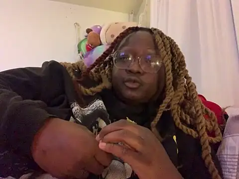 Snapshot of BigKittyRaven chatting on 11.22.25 BigKittyRaven online show from 11.22.25