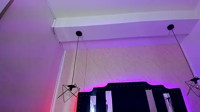 Snapshot of Vick_daves_ chatting on 09.15.25 Vick daves online show from 09.15.25