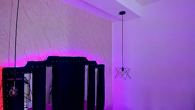 Snapshot of Vick_daves_ chatting on 10.06.25 Vick daves online show from 10.06.25