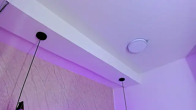 Snapshot of Vick_daves_ chatting on 11.04.25 Vick daves online show from 11.04.25