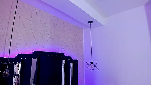 Snapshot of Vick_daves_ chatting on 11.08.25 Vick daves online show from 11.08.25