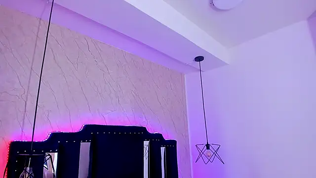 Snapshot of Vick_daves_ chatting on 11.24.25 Vick daves online show from 11.24.25