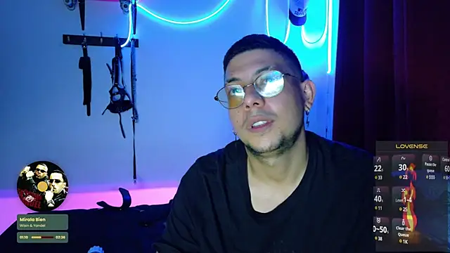 Nymphobuddies online show from 03.10.25