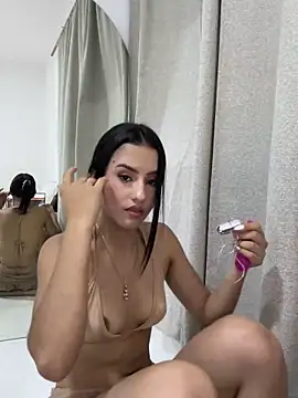 Snapshot of _AmberSmithh chatting on 01.31.25 AmberSmithh online show from 01.31.25