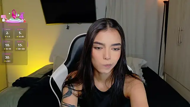 AnabelWolf online show from 09.12.25