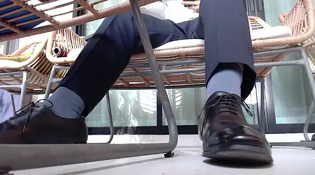 Snapshot of softlyS chatting on 12.20.24 softlyS online show from 12.20.24