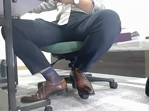 Snapshot of softlyS chatting on 12.24.24 softlyS online show from 12.24.24