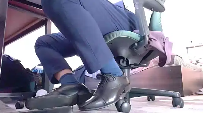 Snapshot of softlyS chatting on 02.11.25 softlyS online show from 02.11.25