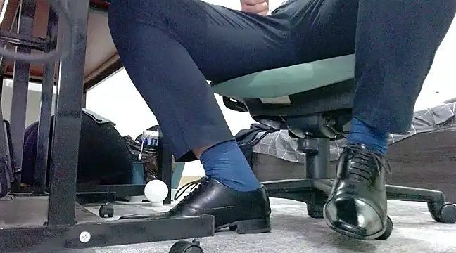 Snapshot of softlyS chatting on 02.11.25 softlyS online show from 02.11.25