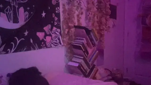 Snapshot of thickgingergoddess chatting on 03.18.25 thickgingergoddess online show from 03.18.25