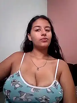 Snapshot of Babydol18_ chatting on 02.04.25 Babydol18  online show from 02.04.25