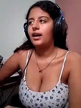 Snapshot of Babydol18_ chatting on 03.01.25 Babydol18  online show from 03.01.25