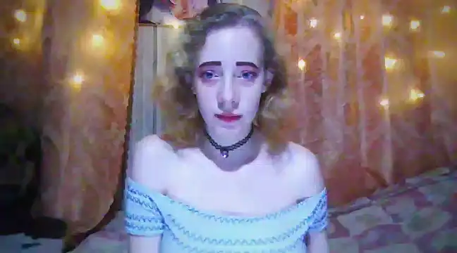 Snapshot of MelxMellie chatting on 01.06.25 MelxMellie online show from 01.06.25