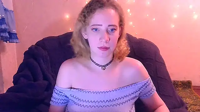 Snapshot of MelxMellie chatting on 01.26.25 MelxMellie online show from 01.26.25