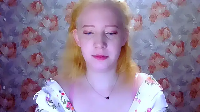 Snapshot of MelxMellie chatting on 04.24.26 MelxMellie online show from 04.24.26