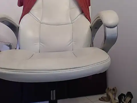 Xileny-Halliwey online show from 01.08.25