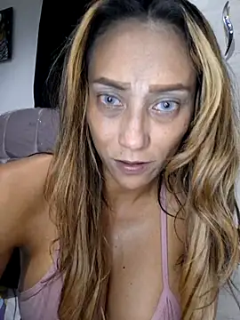 Snapshot of salome_drasin chatting on 05.08.26 salome drasin online show from 05.08.26