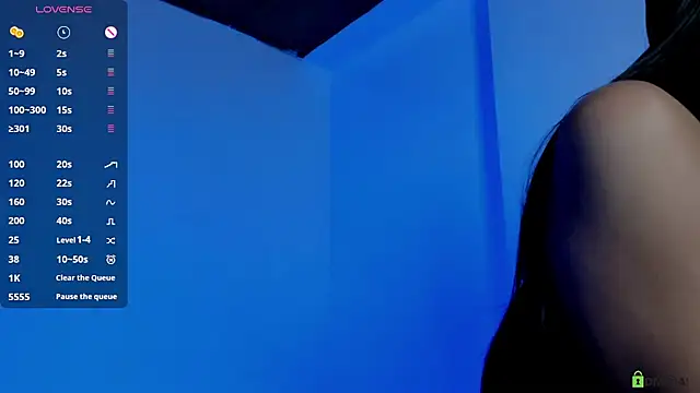 lia  Suummer online show from 12.17.24