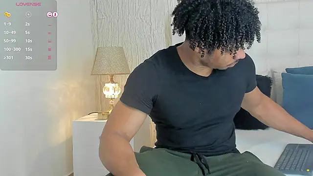 Jacub Micke1 online show from 11.13.25