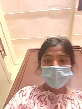 Snapshot of BabySlimmy10 chatting on 12.22.24 BabySlimmy10 online show from 12.22.24