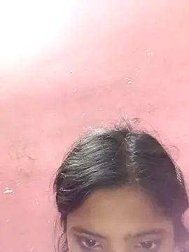 Snapshot of BabySlimmy10 chatting on 02.11.25 BabySlimmy10 online show from 02.11.25