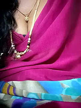 Snapshot of Cute-chinny chatting on 02.02.25 Cute-chinny online show from 02.02.25
