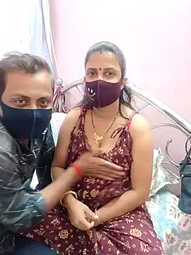 Snapshot of Cute-manisha chatting on 01.04.25 Cute-manisha online show from 01.04.25