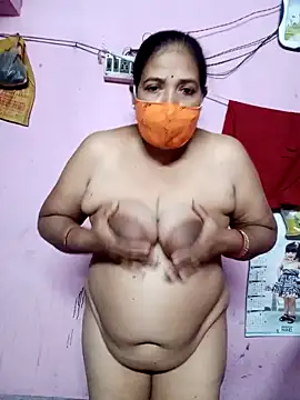 Hotty-rumi online show from 02.04.25