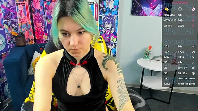 Snapshot of Bonni_Meiz chatting on 11.04.25 Bonni Meiz online show from 11.04.25