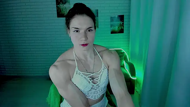 Lisa Ray online show from 12.22.25