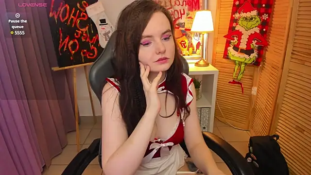 Snapshot of AmA_lia_ chatting on 01.03.25 AmA lia online show from 01.03.25