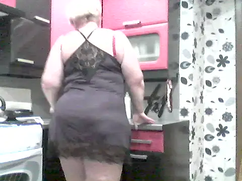 Lisa Suzie online show from 11.03.25