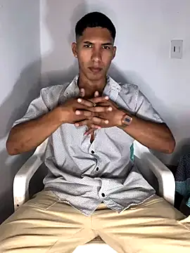 maximo vega newv online show from 10.31.25