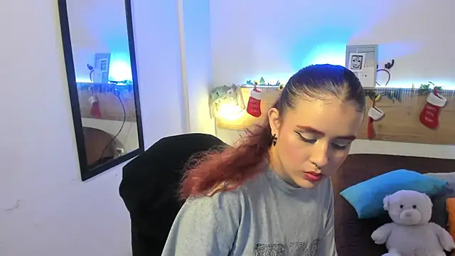 Emyli rousse  online show from 12.27.24