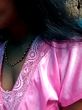 Snapshot of Kajal__Mehra chatting on 03.25.26 Kajal Mehra online show from 03.25.26