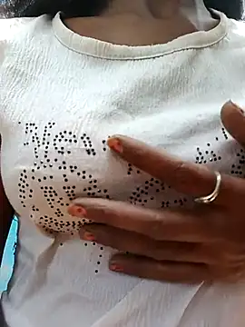 Snapshot of Kajal__Mehra chatting on 04.09.26 Kajal Mehra online show from 04.09.26