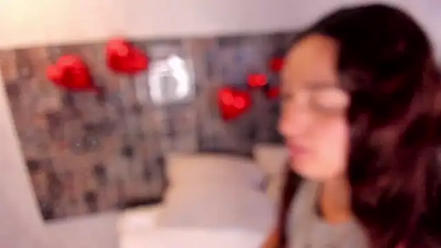 Pamela Johnsonn online show from 02.02.25