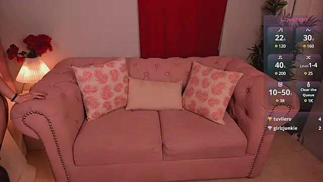 Lia Sweett  online show from 02.24.25