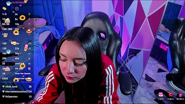 Snapshot of dakota-bright01 chatting on 12.09.24 dakota-bright01 online show from 12.09.24