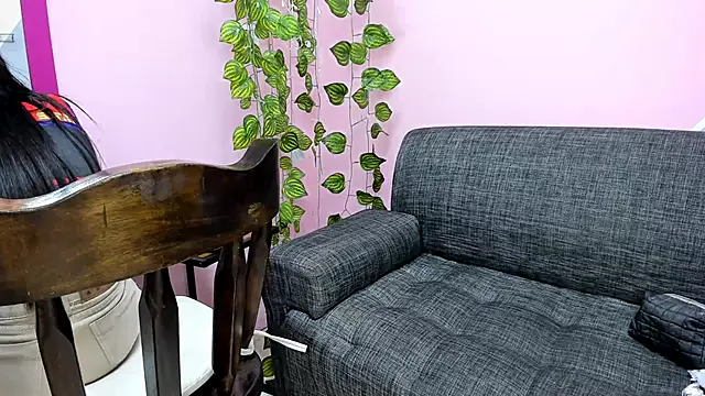 Snapshot of dakota-bright01 chatting on 02.18.25 dakota-bright01 online show from 02.18.25