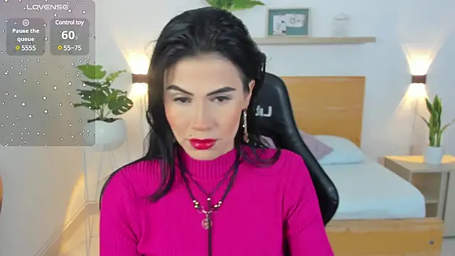 Snapshot of stephanya_ chatting on 02.04.25 stephanya online show from 02.04.25
