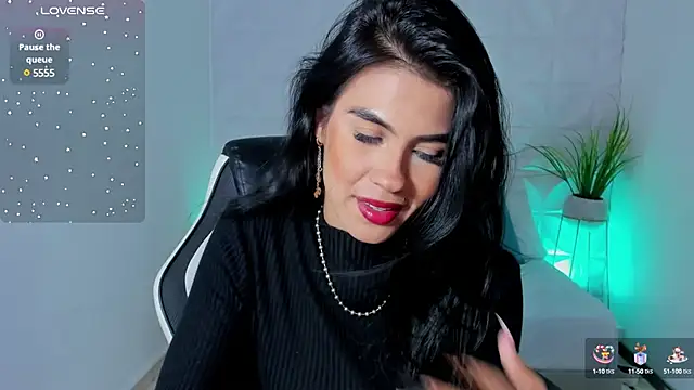 Snapshot of stephanya_ chatting on 03.12.25 stephanya online show from 03.12.25