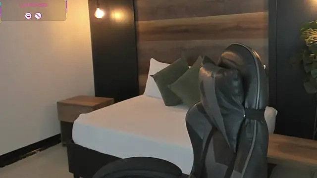 stephanya  online show from 03.20.26