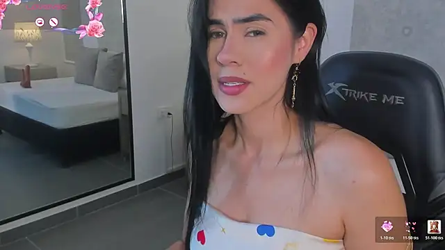 Snapshot of stephanya_ chatting on 07.17.26 stephanya online show from 07.17.26