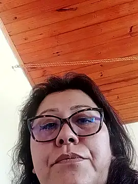 Snapshot of Darly_Gomez chatting on 02.17.25 Darly Gomez online show from 02.17.25